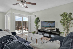 NEW! Comfy ֎ Townhouse 35 mins to Disney!